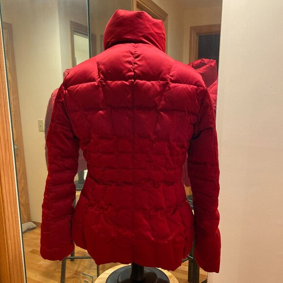 Calvin Klein Puffy Ski Coat. Red. Medium - Picture 4 of 8